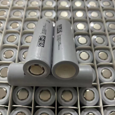 3.7V Standardzylinderische Lithium-Ionen-Zelle 3200mAh Großkapazität 18650 Lithiumbatterien