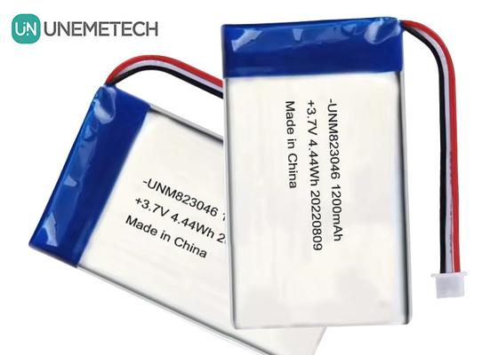 Wiederaufladbare Lithium-Polymer-Batterie 3,7 V 1200mah 4,44 Wh 823046 Taschen-Polymer-Batterie