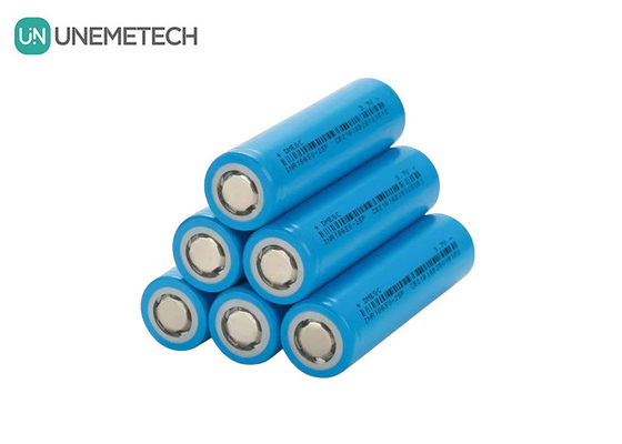 2500mAh 3,7V Max 6A kontinuierliche Ladung Zylindrische Lithium-Ionen-Batterie 18650 INR18650-25P