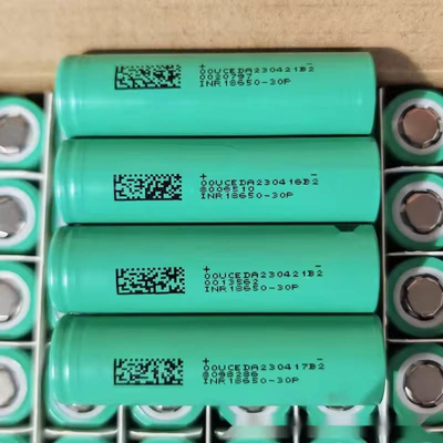 3.6V 3000mAh Max 20A Dauerentladung 18650 Lithiumbatterie INR18650-30P für elektronische Werkzeuge