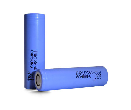 Samsung 25S 18650 2500mAh 20A Batterie 3.6V Zylindrische Lithium-Ionenzelle INR18650-25S