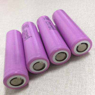 Samsung 35E 18650 Batterie 3500mAh 8A 3.6V Zylindrische Lithium-Ionenzelle INR18650-35E